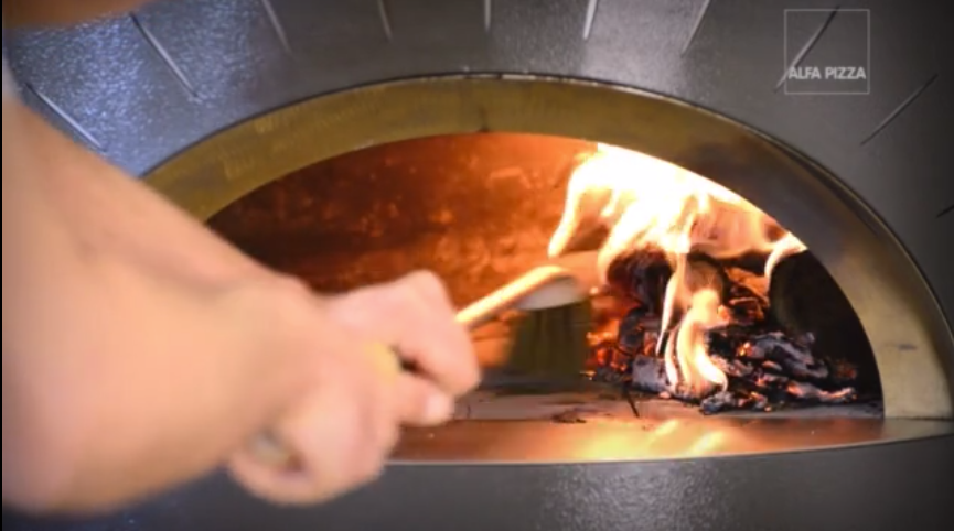 Come pulire il forno a legna (senza fare errori)? | Alfa Forni