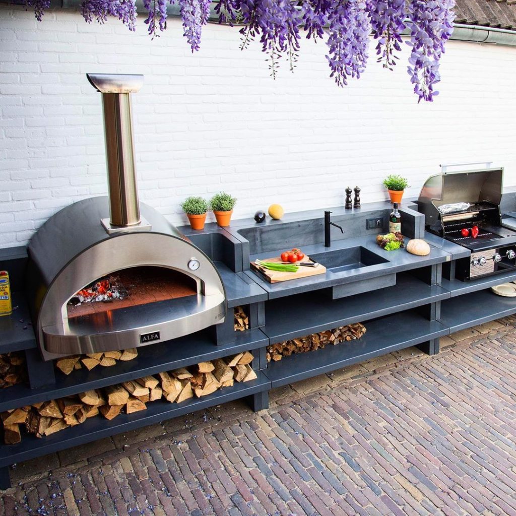 11 Beautiful Outdoor Kitchen Ideas for Summer 2020 | Alfa Forni