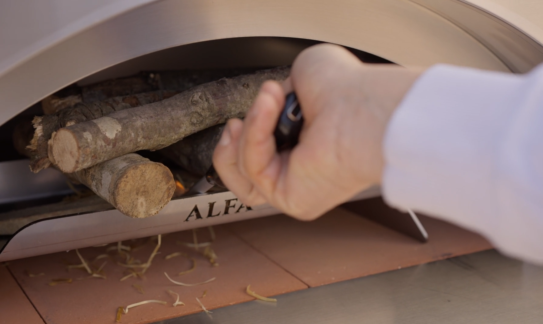 Lighting and preparation of the wood oven | Alfa Forni