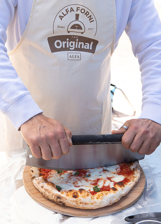 Rocker cutter: il tagliapizza a mezzaluna Alfa | Alfa Forni